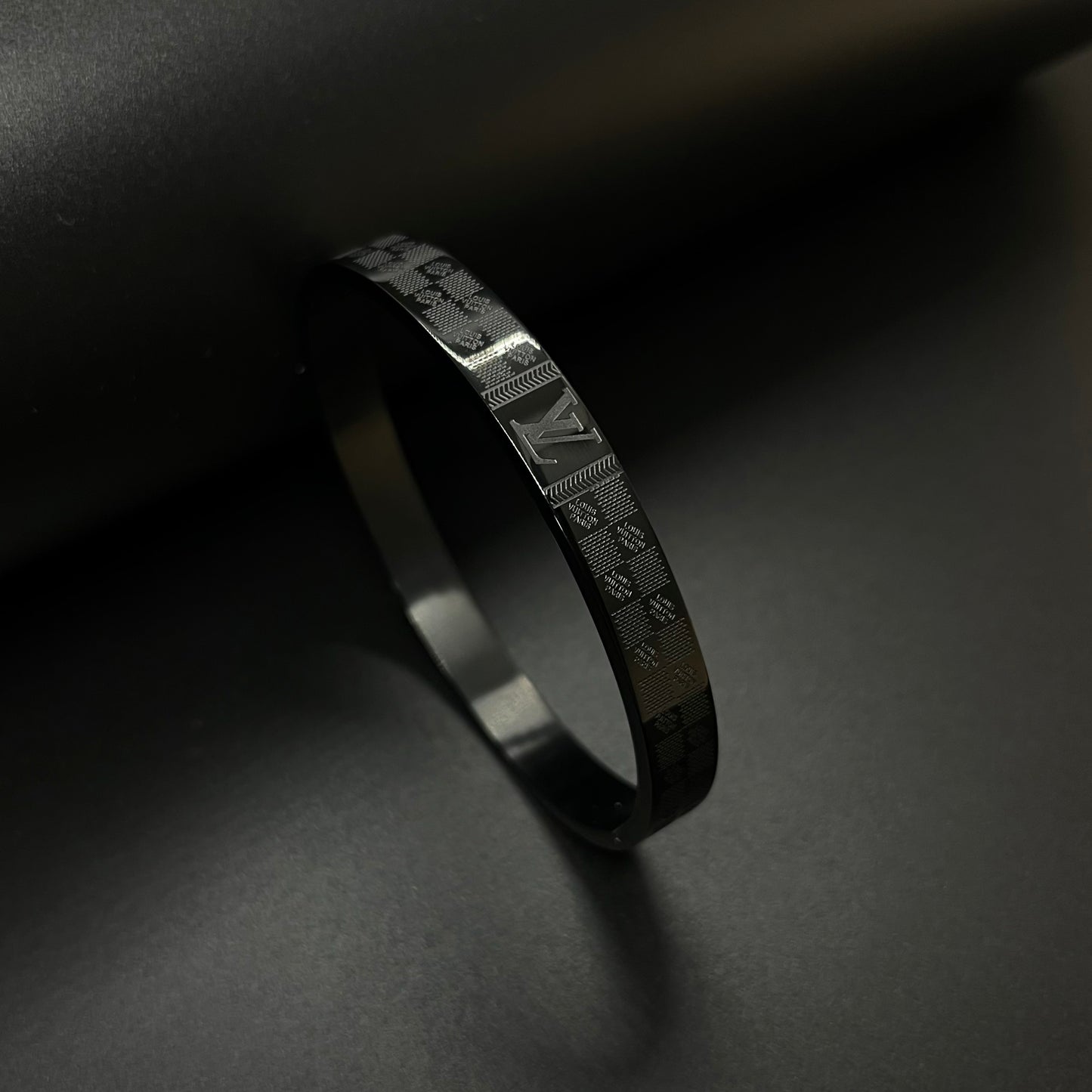 black kada for men
