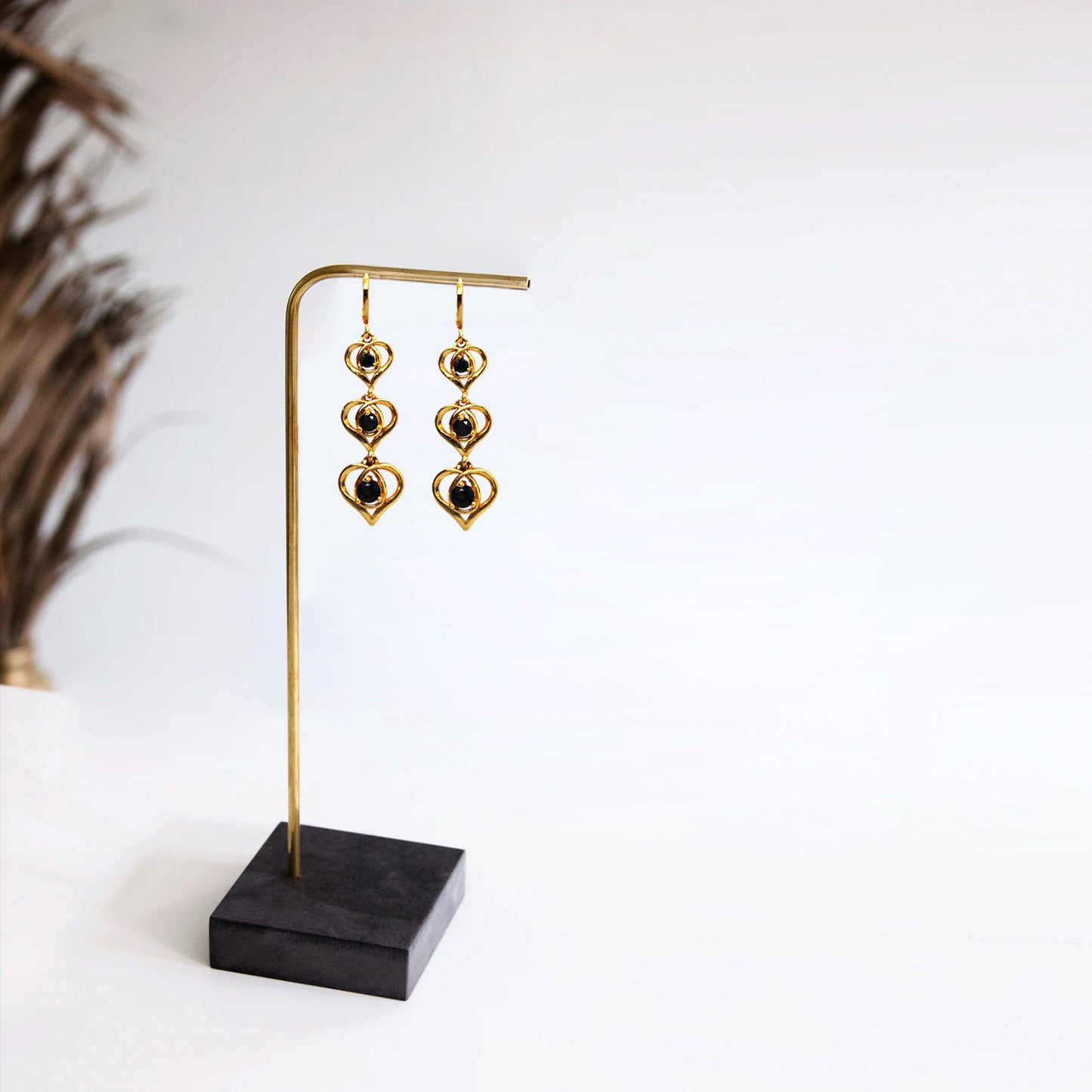 stylish daily wear gold earrings