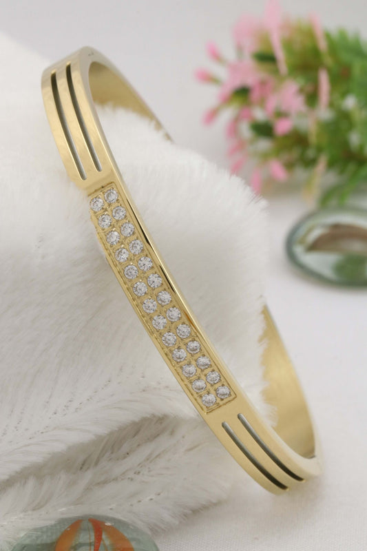 Gold- Plated Grid Luxe Stainless Steel bracelet for Women