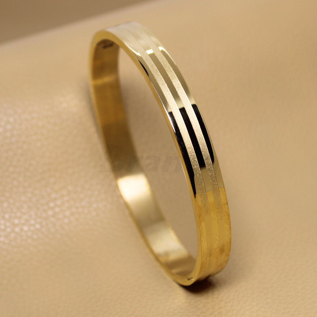 Matte and Glossy Lined Gold Bracelet For Men