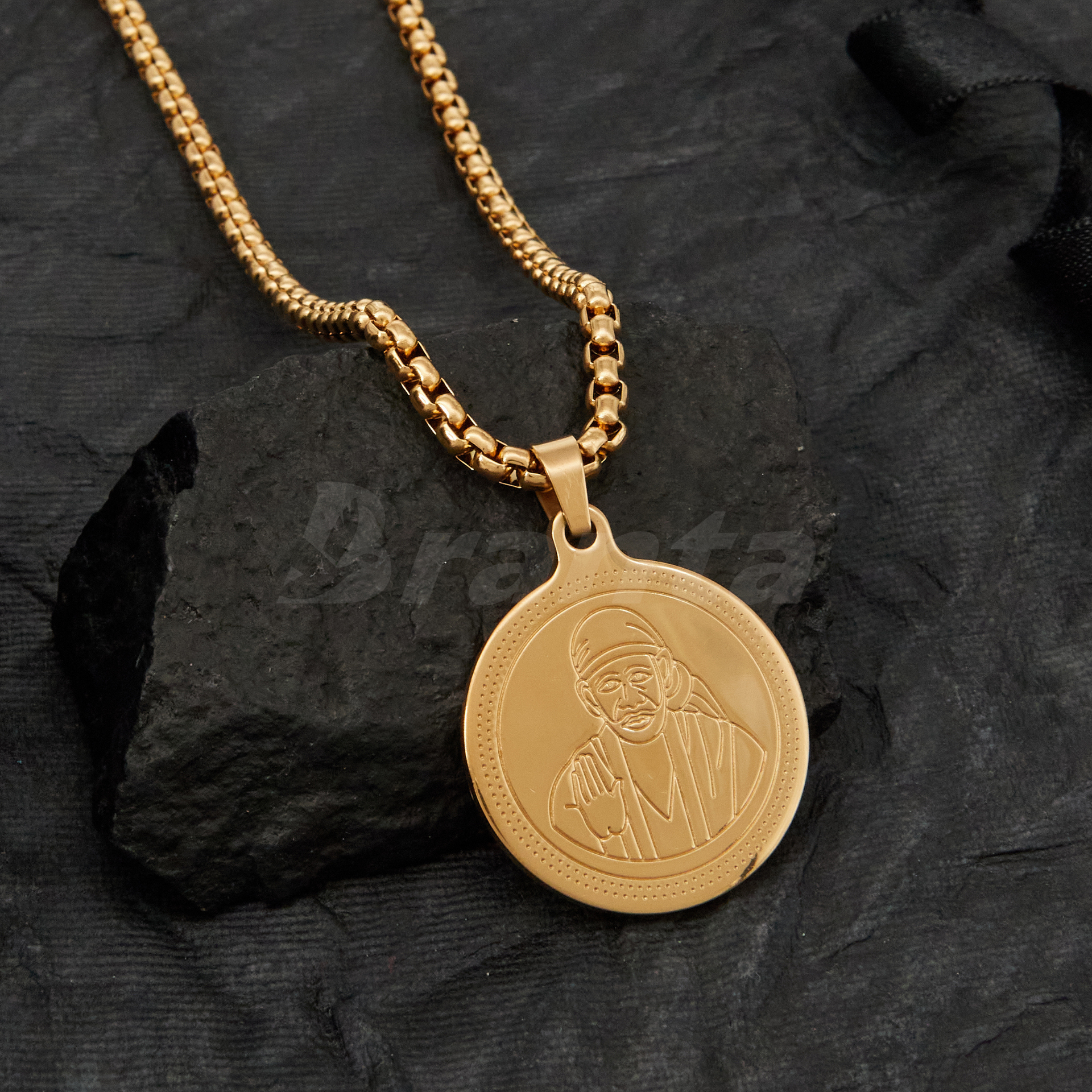 Sai baba sale pendant online shopping