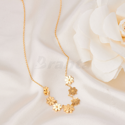 Gold Daisy Flower Necklace