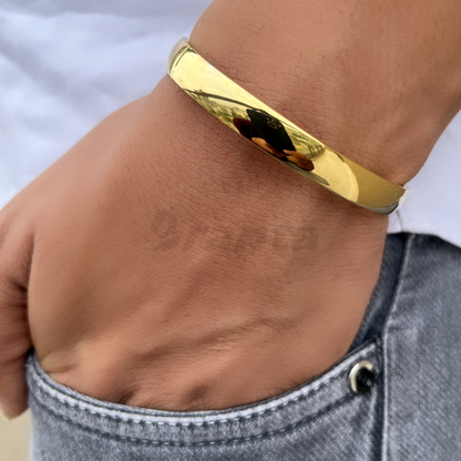Glossy Finish Titan Stainless Steel Gold Bracelet For Men
