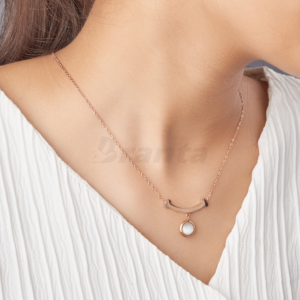 rose gold necklace for women