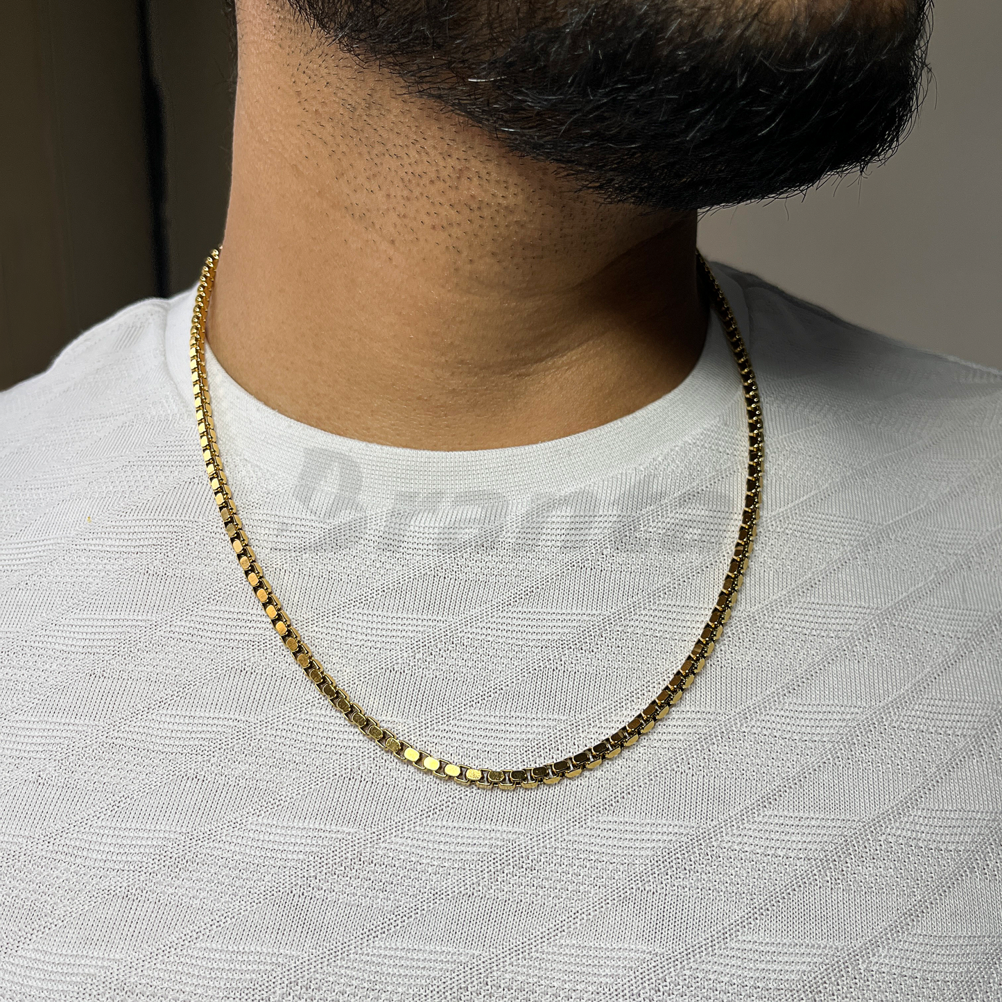 Gold Plated Italian Box Chain For Men (21 Inch)