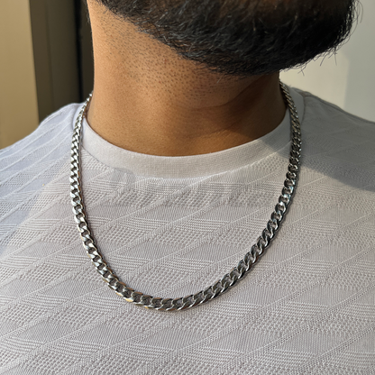 Silver Stainless Steel Curb Chain For Men (21.5 Inch)