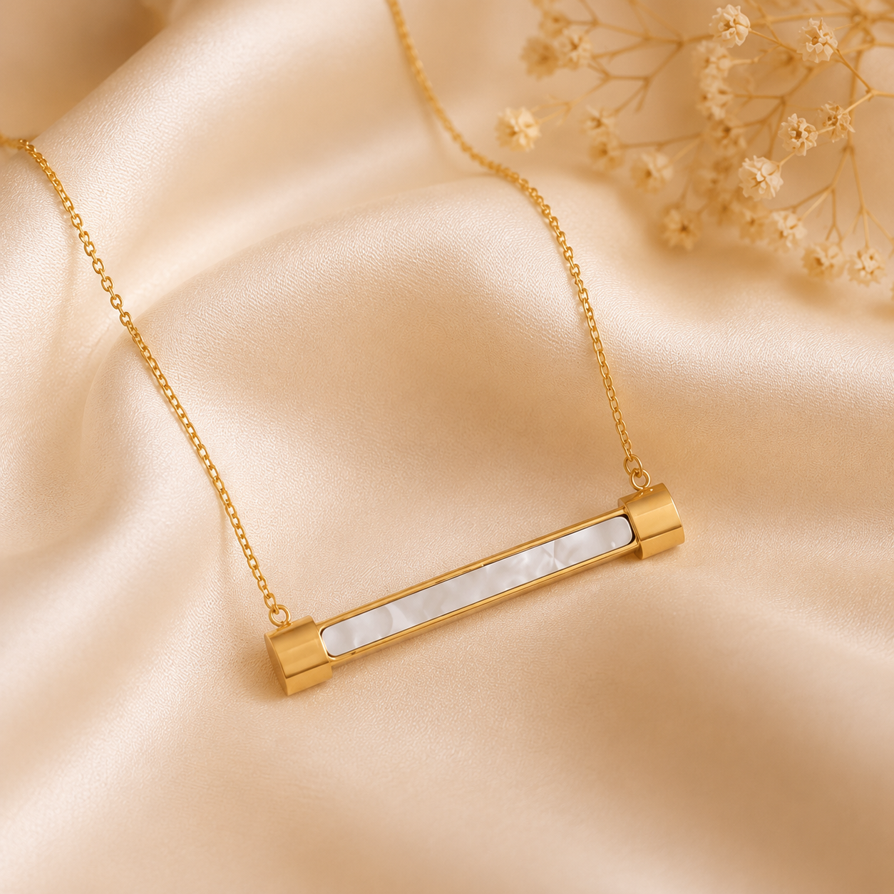 Shell Bar Pendant Necklace