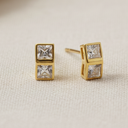 Dazzling Diamond Studs Earrings
