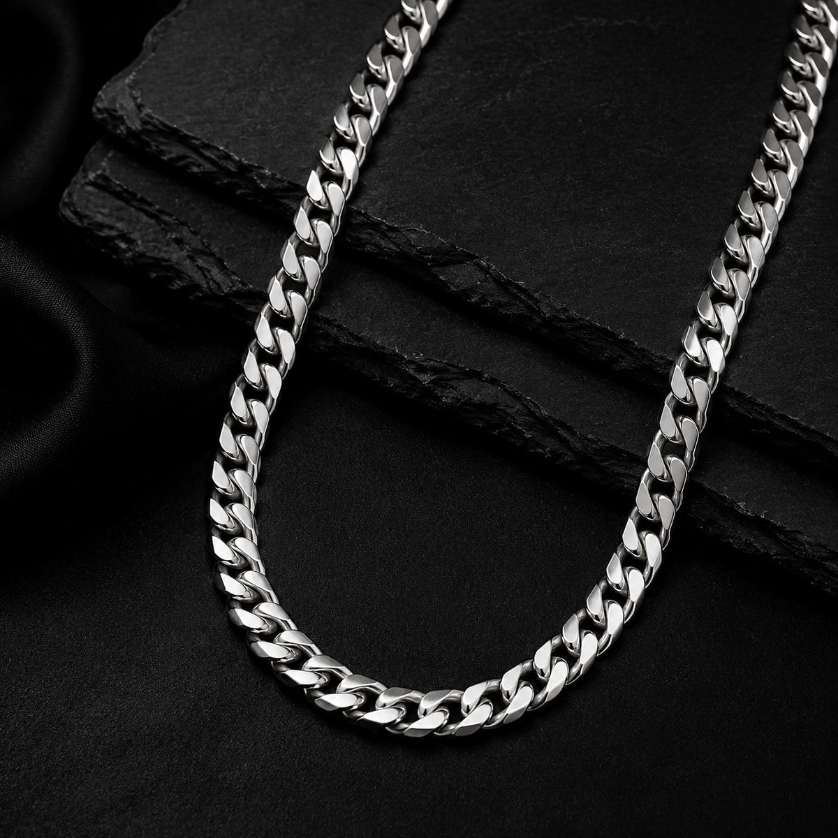 Silver Stainless Steel Curb Chain For Men (21.5 Inch)