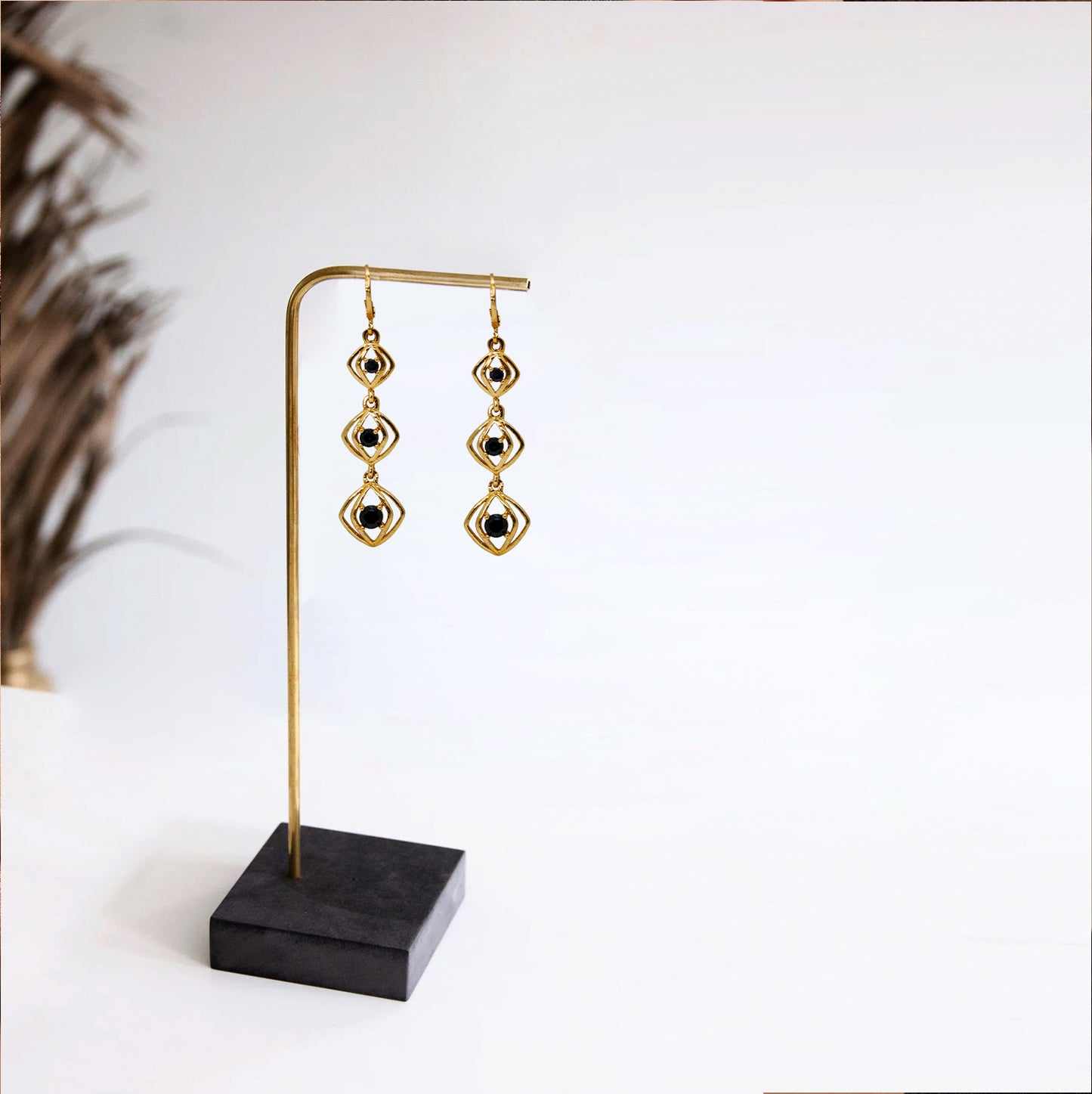 gold earrings for women