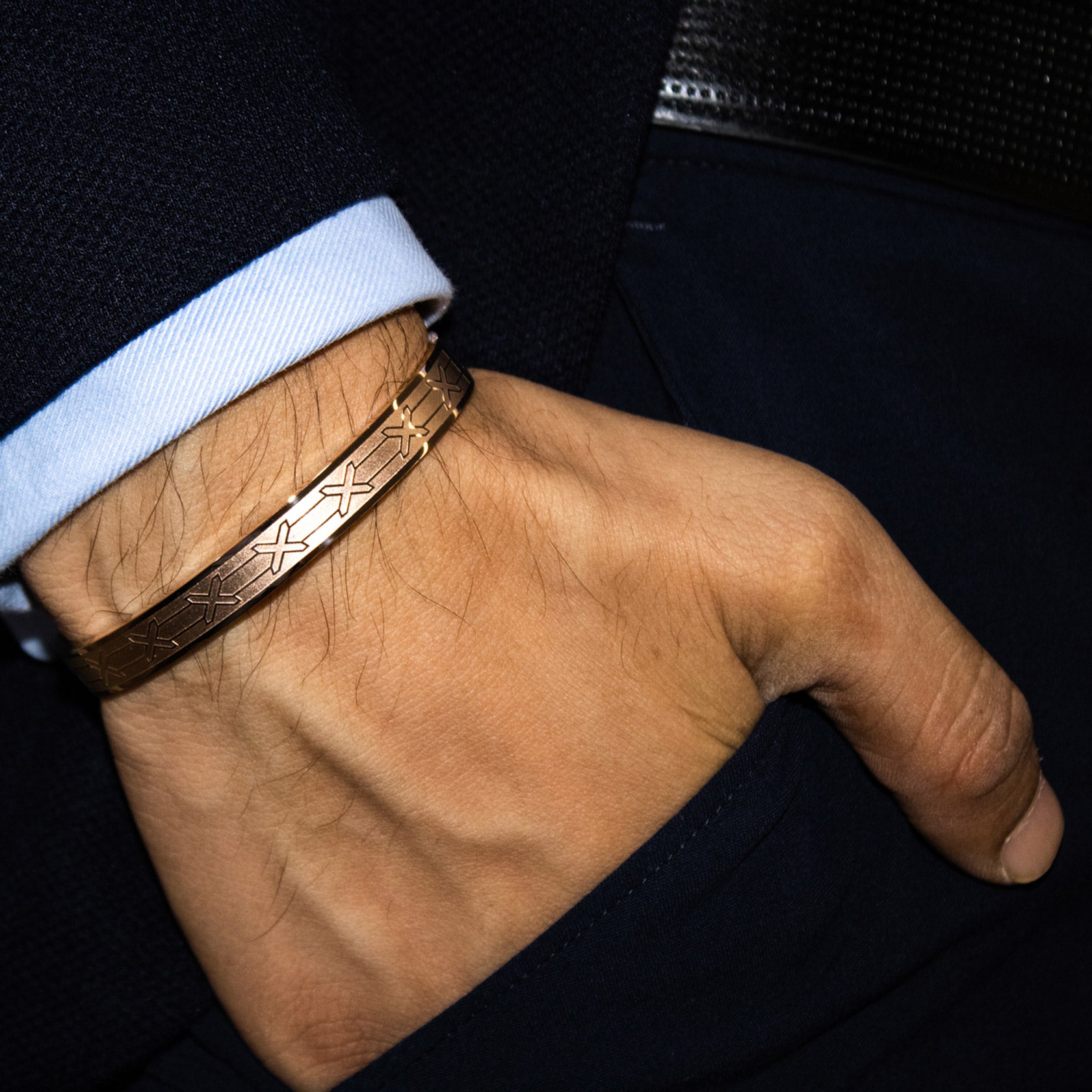 The Phifer Pick's - Cartier Love Bracelet | Love bracelets, Relationship  jewelry, Cartier love bracelet