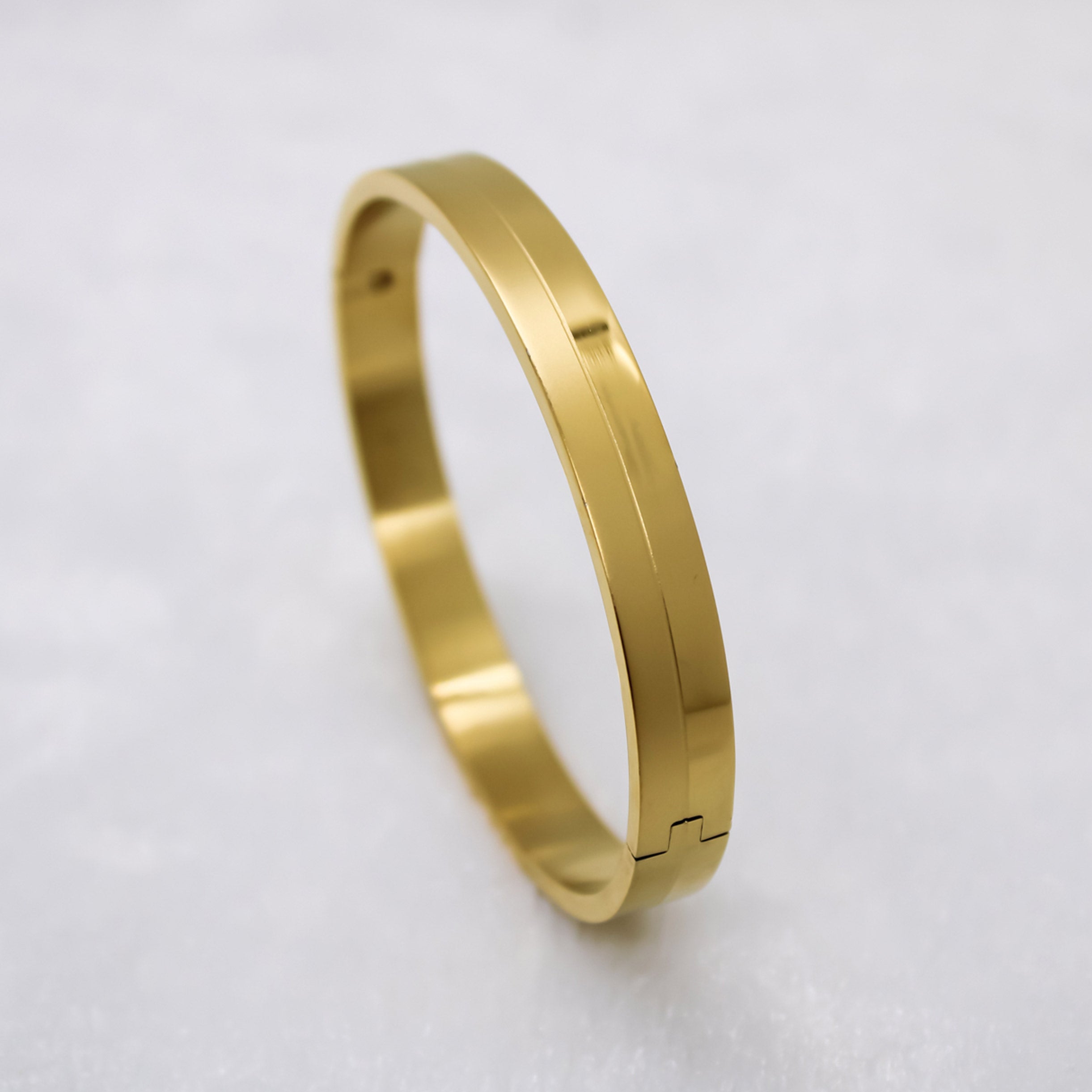 916 gold broad casting lucky bracelet | Man gold bracelet design, Mens gold  jewelry, Mens bracelet gold jewelry